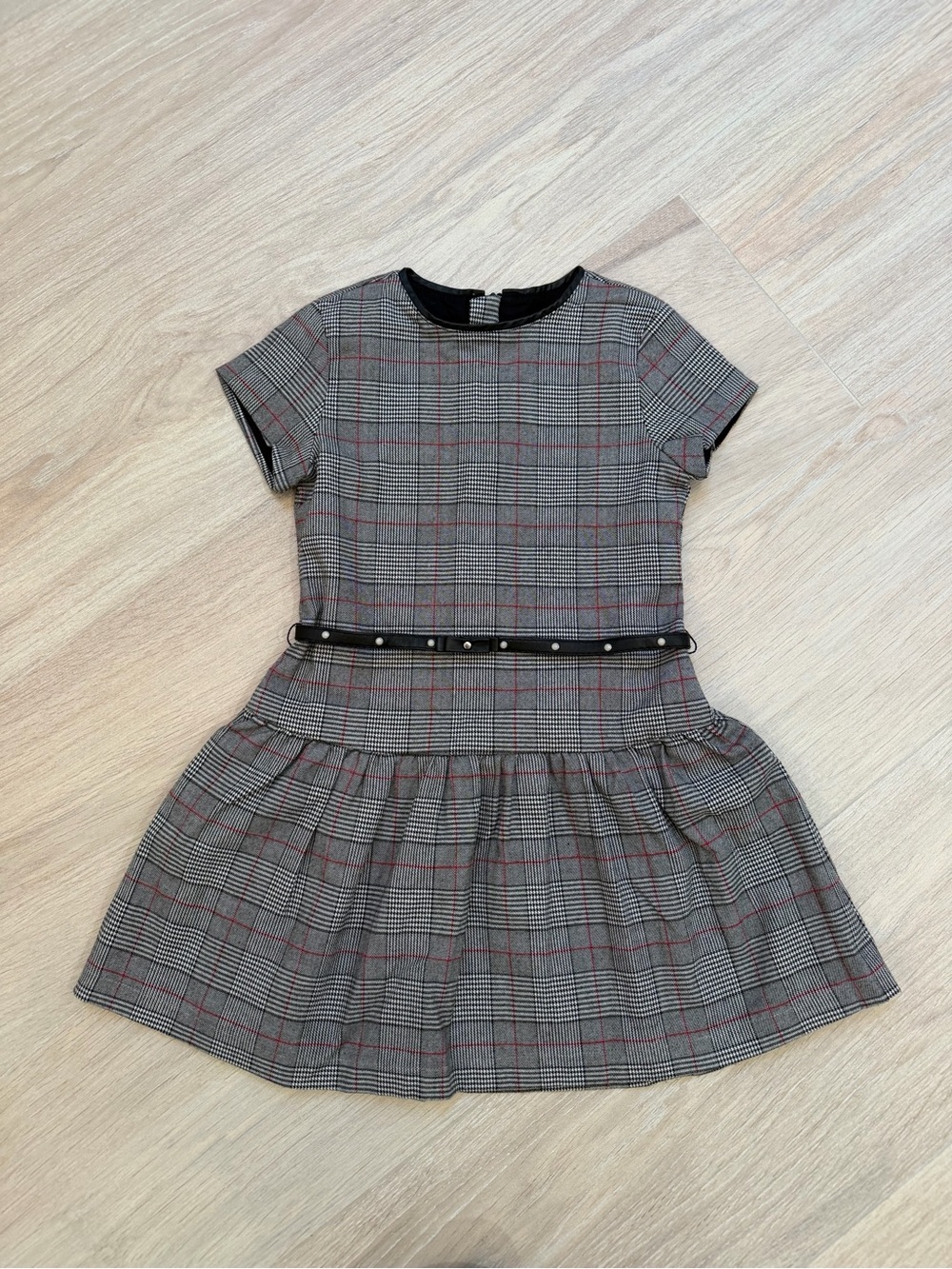 Girls Mayoral Plaid Short-Sleeve Belted Dress - Gray with Red Accents